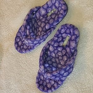 Vionic slippers